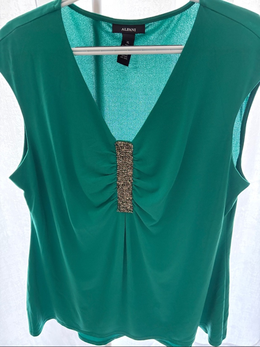 Alfani Emerald Green Sleeveless V-Neck Camisole with Center Embellishment